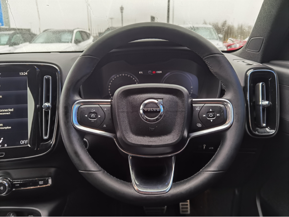 2021 Volvo XC40 1.5 T4 R-DESIGN RECHARGE - FINANCE AVAILABLE - CALL US TODAY ON 01 492 6566 OR 087-092 5525 €24,950