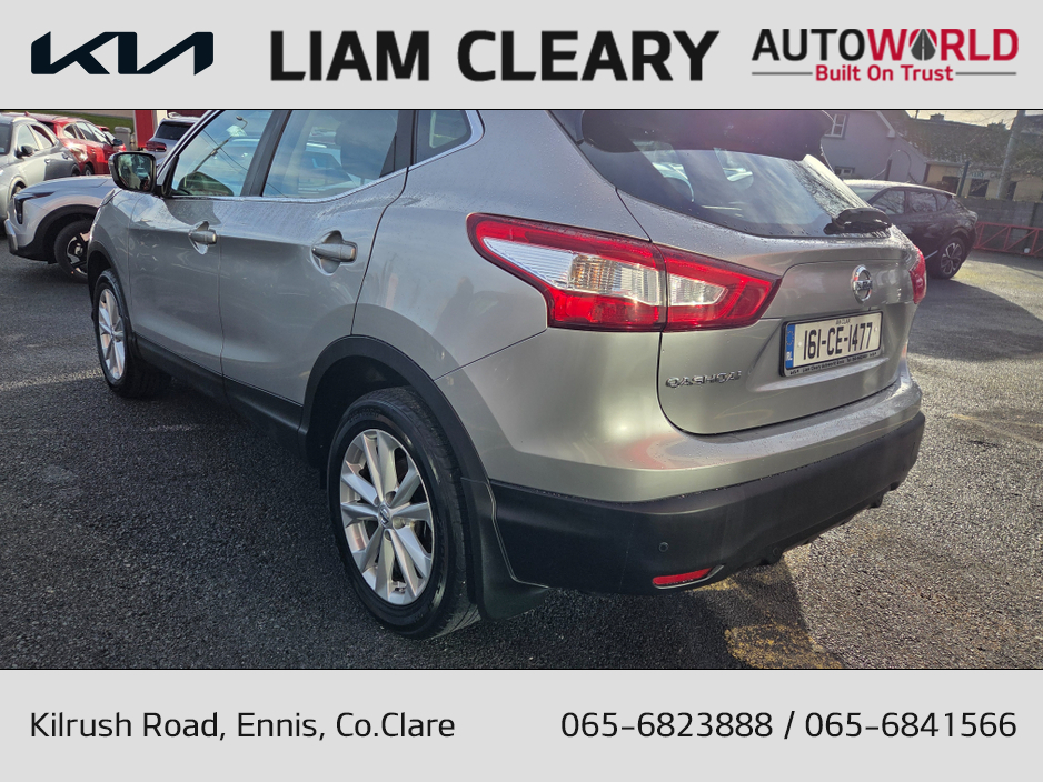 2016 Nissan Qashqai 1.2 SV MY16 E6 4DR €10,900