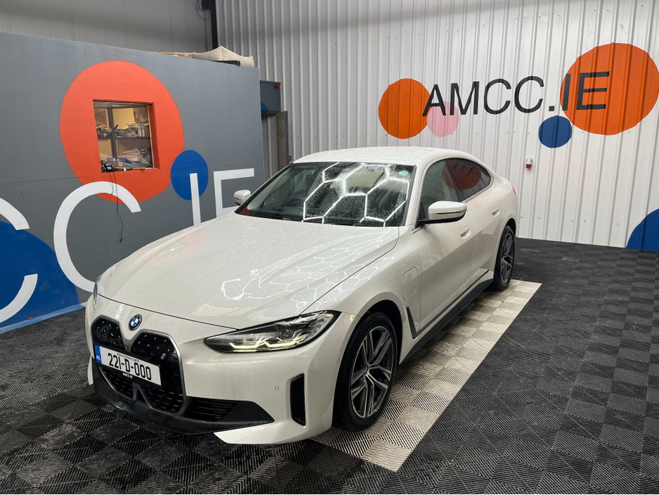 2022 BMW i4 €34950 2022 BMW I4 EDRIVE 40  / CRUISE CONTROL / 360° CAMERA / ELECTRIC MEMORY & HEATED SEATS / AMBIENT LIGHTS / APPLE CARPLAY €34,950