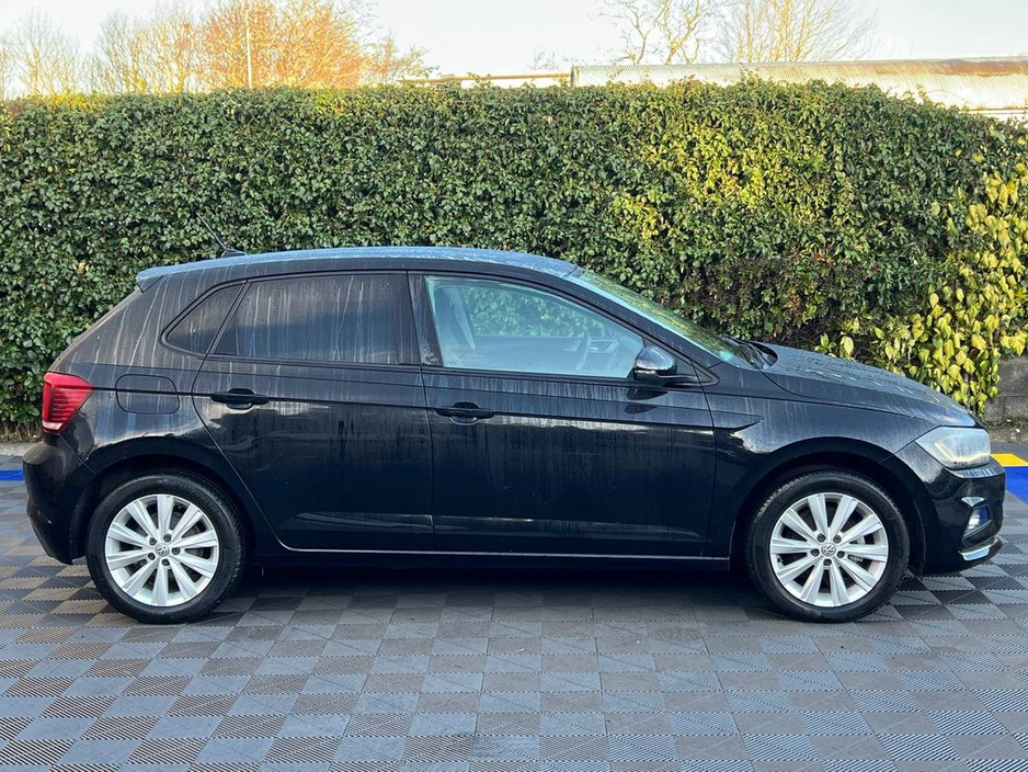 2018 Volkswagen Polo COMFORTLINE 1.0 TSI // LOW MILEAGE // APPLE CARPLAY/ANDROID AUTO // REVERSE CAMERA €15,700