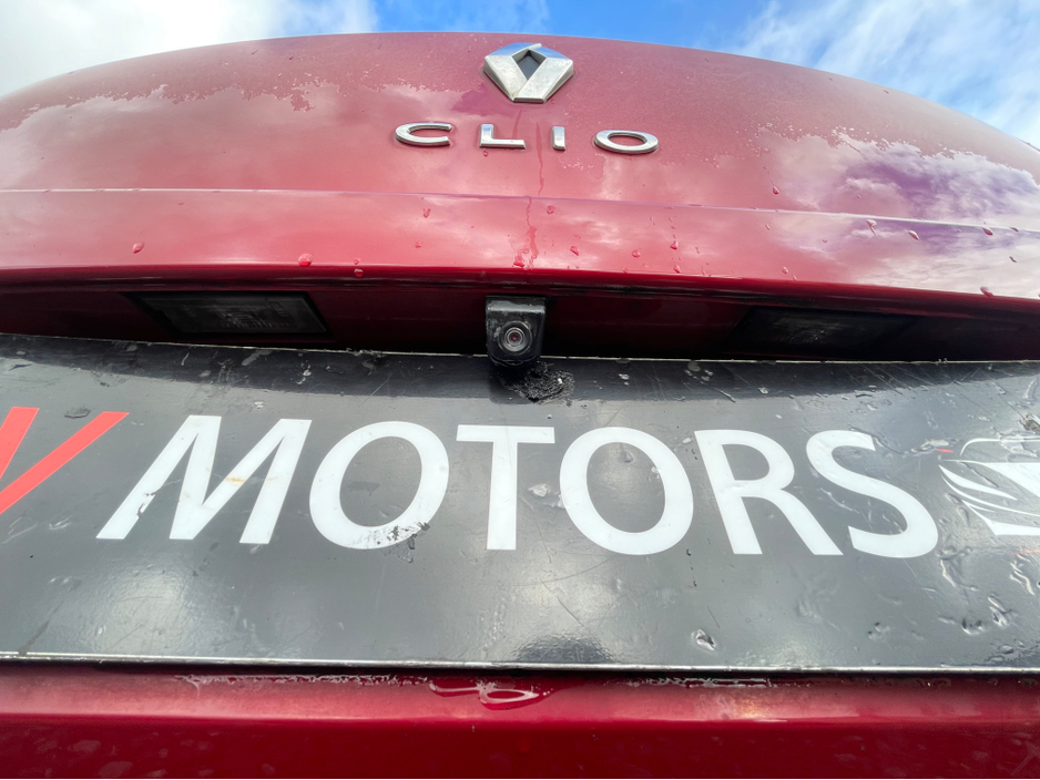 2012 Renault Clio III EXPRESSION 1.2 PETROL LOW KM €4,750