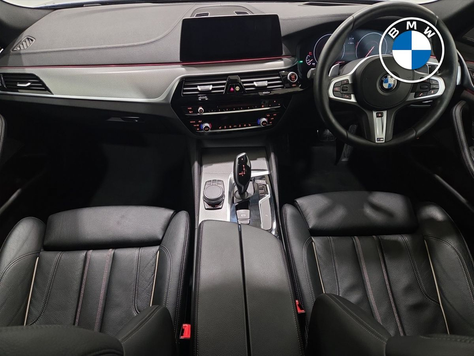 2019 BMW 5 Series 530d xDrive M Sport Saloon €36,950