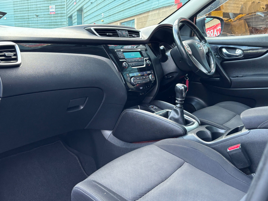 2016 Nissan Qashqai 1.5 DSL SV €10,950