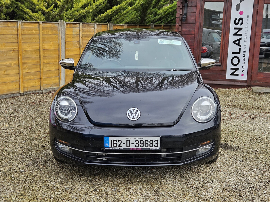 2016 Volkswagen Beetle - image 4