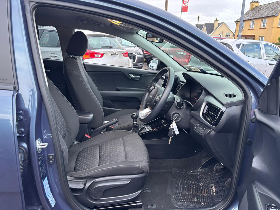 2021 Kia Rio PETROL    5DR  LOW  MILEAGE