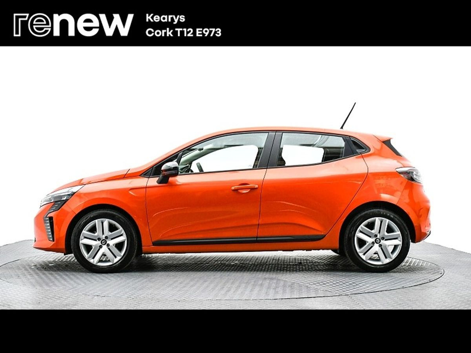 2025 Renault Clio - image 7