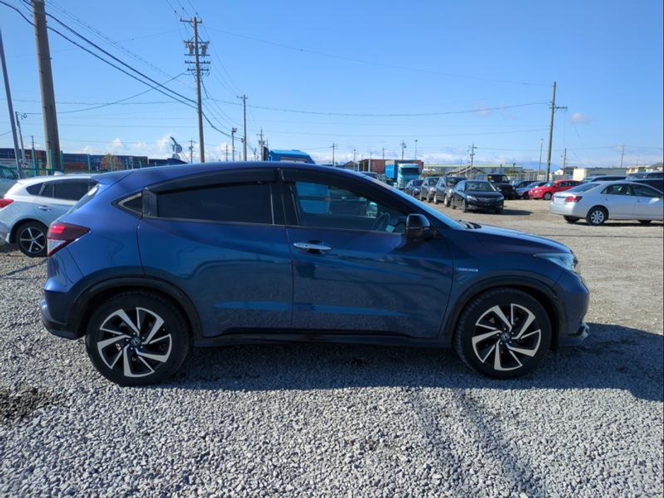 2016 Honda Vezel - image 5