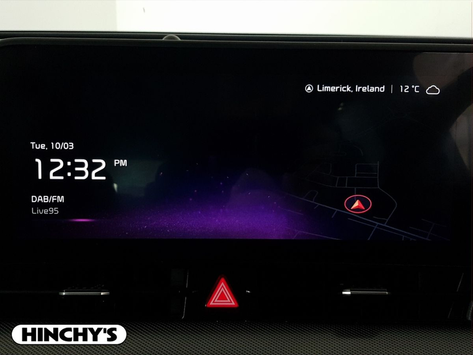 2023 Kia Sportage - image 11