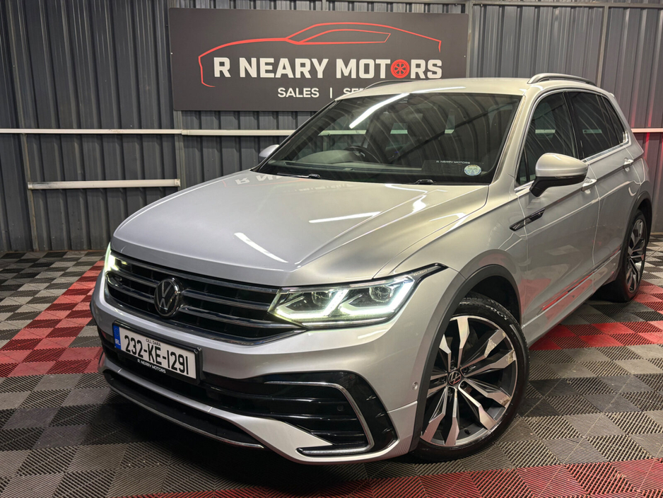 2023 Volkswagen Tiguan - image 8