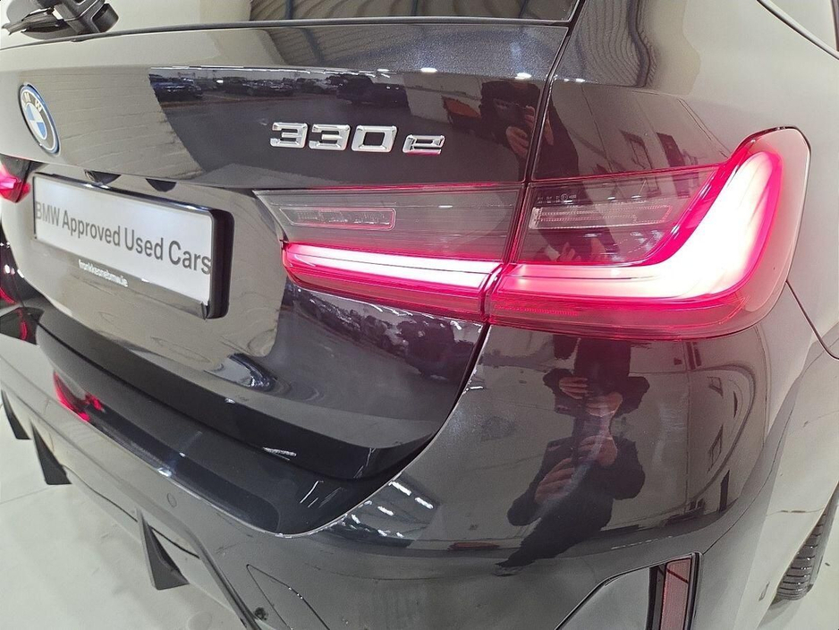 2025 BMW 3 Series 330e M Sport Touring €55,950