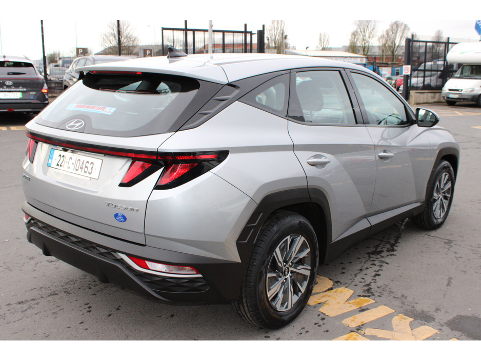 2022 Hyundai Tucson - image 5