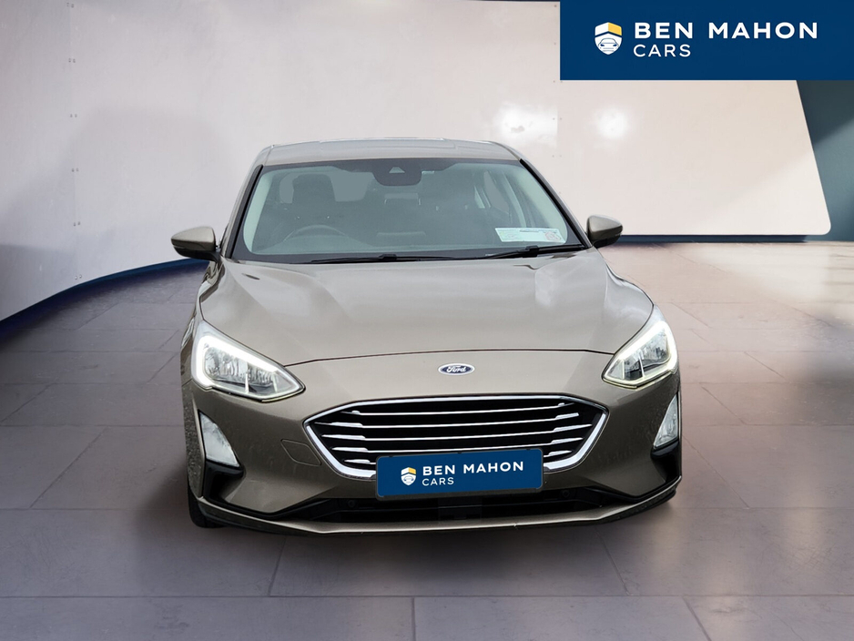 2019 Ford Focus - image 8