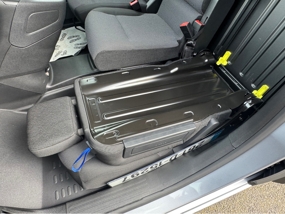 2026 Citroen Berlingo - image 19