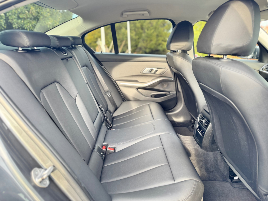 2021 BMW 3 Series G20 320D SE AUTO * BLACK PACK * €29,950