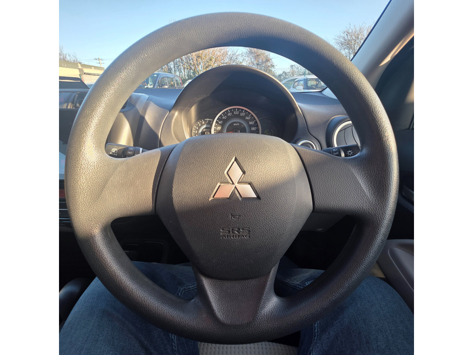 2014 Mitsubishi Mirage - image 22