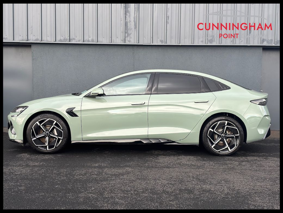 2025 BYD Seal - image 4