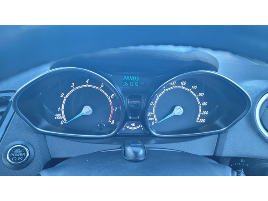 2016 Ford Fiesta - image 18