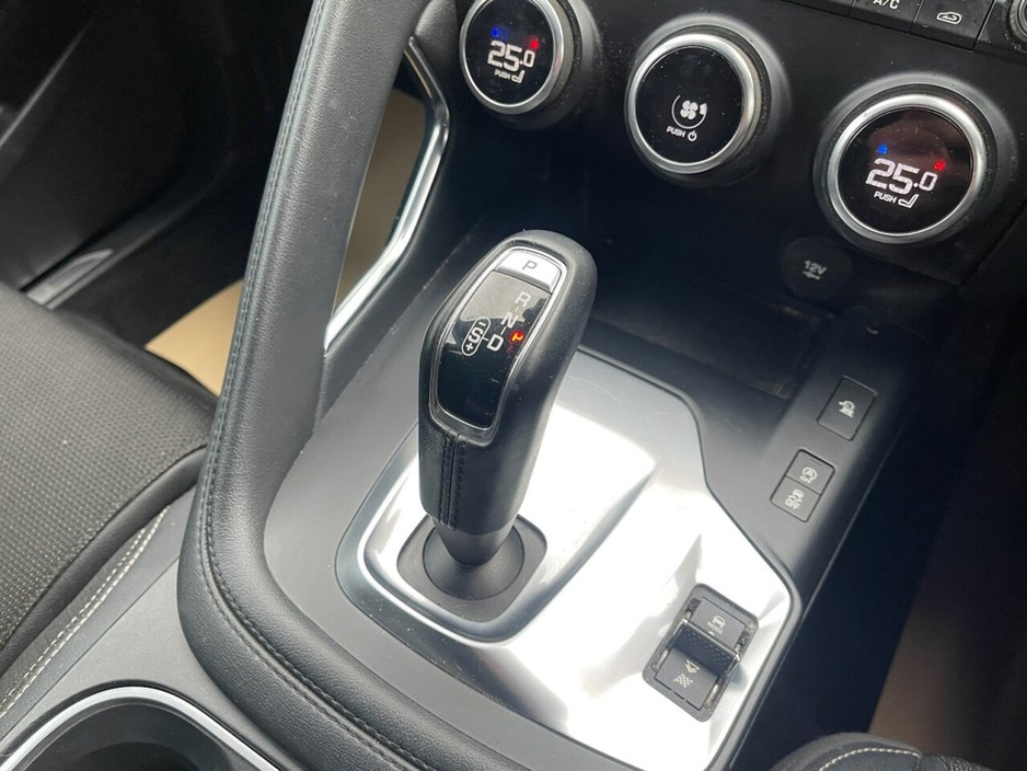 2018 Jaguar E-Pace 2.0 D180 R-Dynamic SUV 5dr Diesel Auto AWD Euro 6 (s/s) (180 ps)