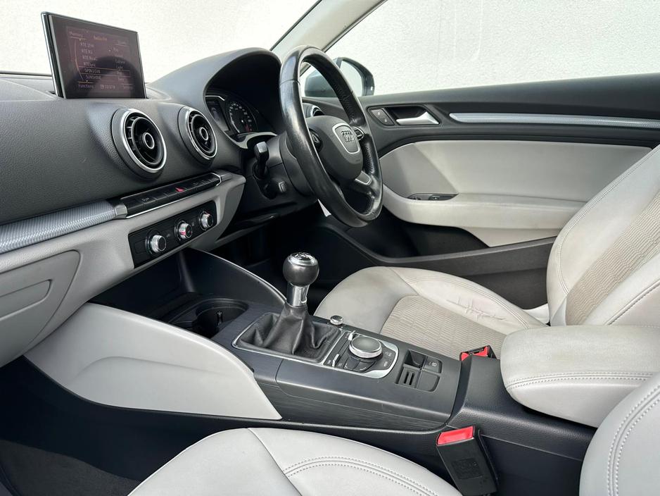 2013 Audi A3 - image 13