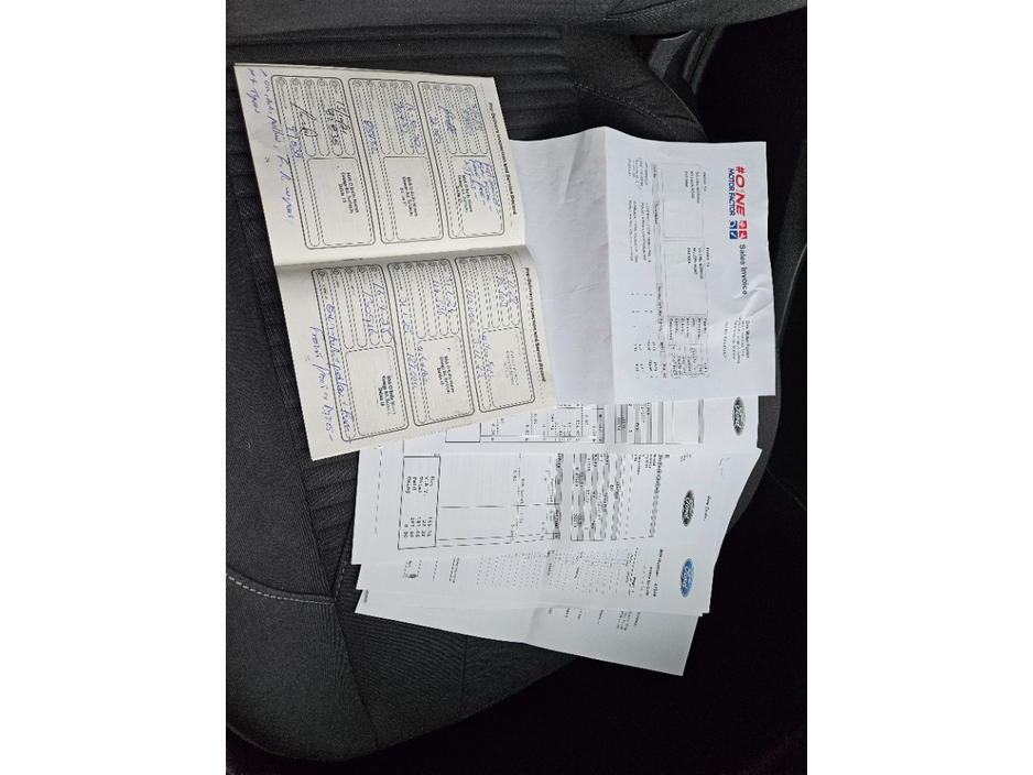 2016 Ford Focus - image 16