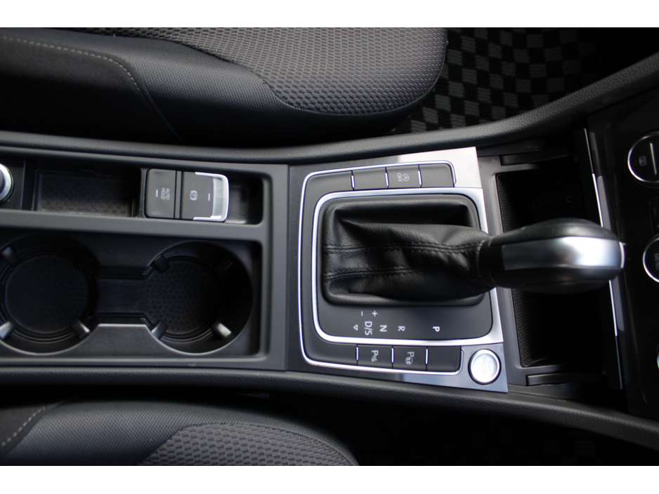 2020 Volkswagen Golf 1.2TSI COMFORTLINE PLUS WITH ONLY 76,000 KMS // AS NEW CONDITION  // BUY WITH CONFIDENC AA AND SIMI APPROVED DEALER 2025 // FINANCE ARRANGED // ALL TRADE INS WELCOME // €22,950