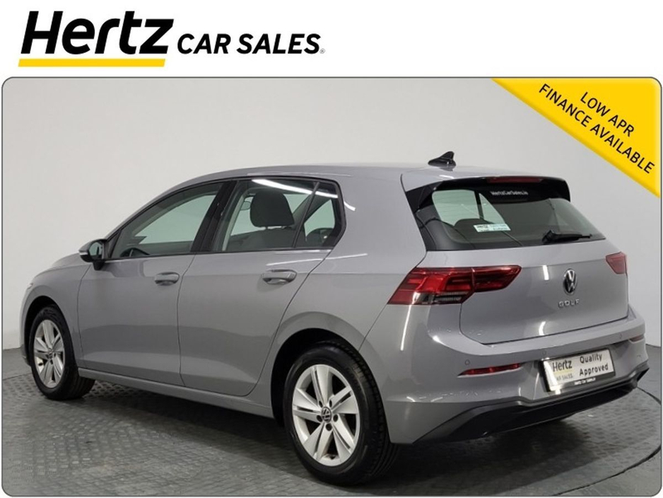 2023 Volkswagen Golf LIFE 2.0 TDI 115HP Diesel Manual €26,995
