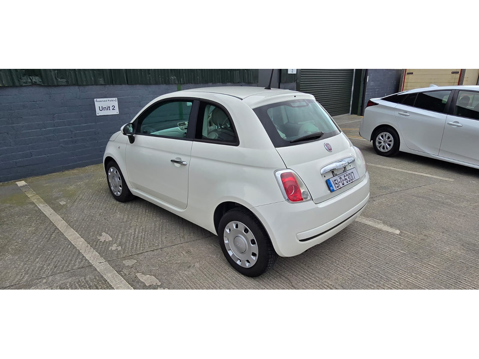 2015 Fiat 500 - image 6