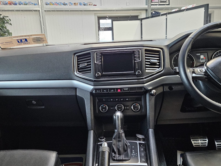 2018 Volkswagen Amarok - image 13