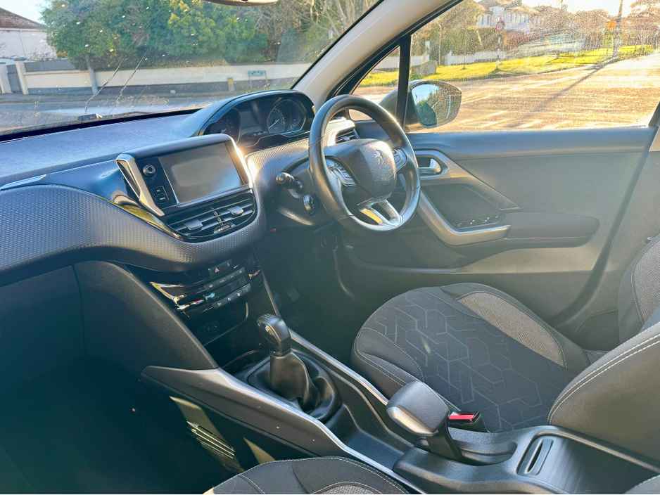 2017 Peugeot 2008 ACTIVE 1.2 PURETECH 82 4DR €7,950