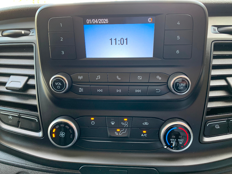 2021 Ford Transit Custom - image 18