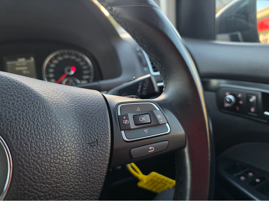 2013 Volkswagen Touran ( 132 REG  )1.4 TSI HIGHLINE EDITION  7 SEATER ALLOYS SIMI DEALER - SPECIALISING IN IMPORTS OF GERMAN AUTOMATIC HI SPEC CARS €10,950