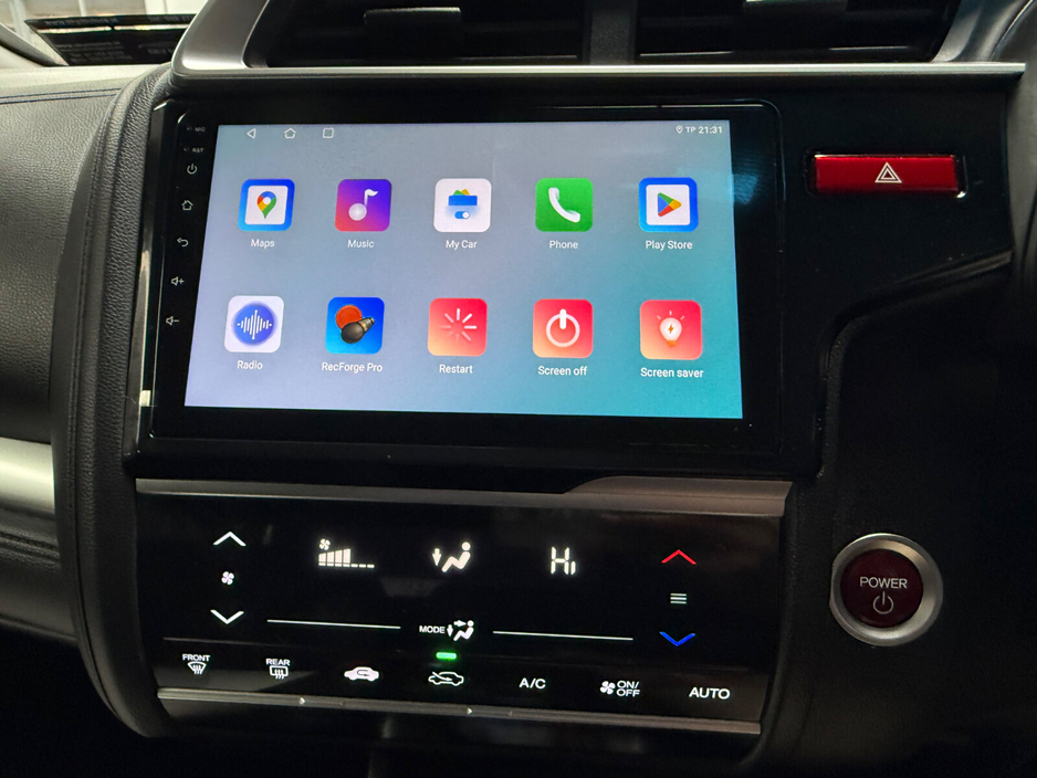 2014 Honda Fit - image 13