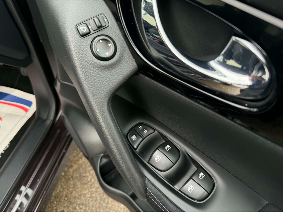 2020 Nissan Qashqai - image 16