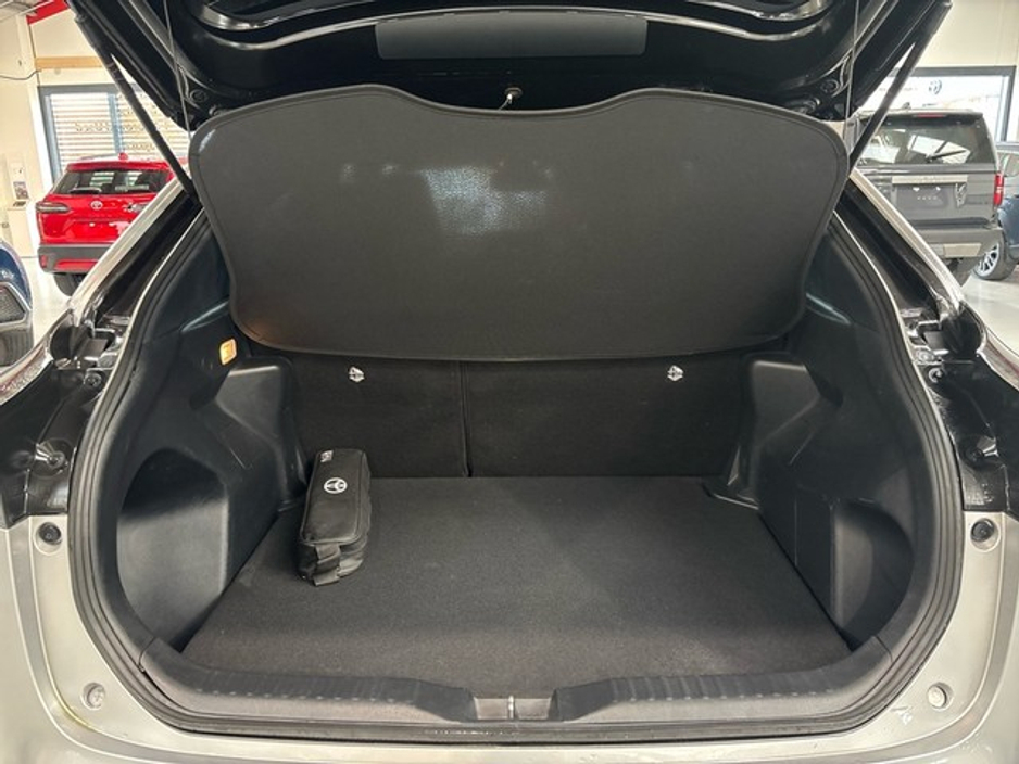 2024 Toyota Yaris Cross LUNA SPORT 4DR AUTO €30,950