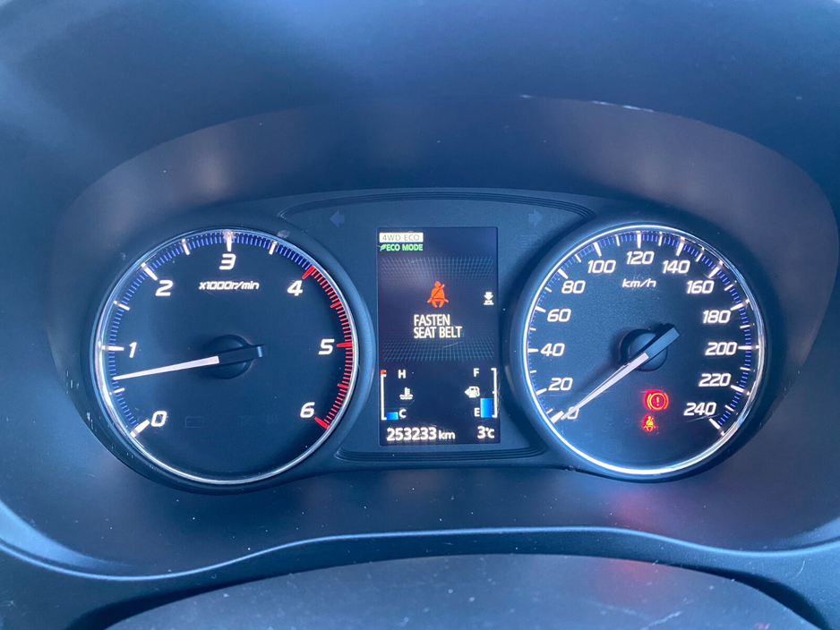 2016 Mitsubishi Outlander 2.2 DI-D 150PS 6MT 4WD 7-Seater Instyle €11,950