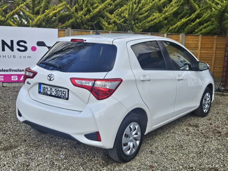 2018 Toyota Vitz - image 7