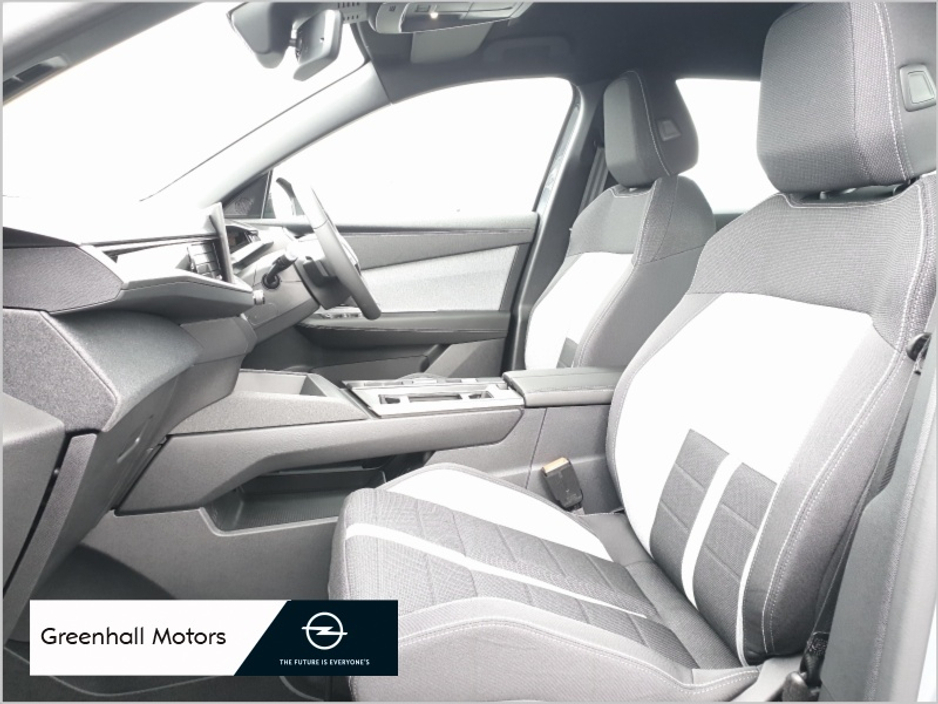 2026 Opel Grandland ELEGANCE PURETECH 13 €44,000