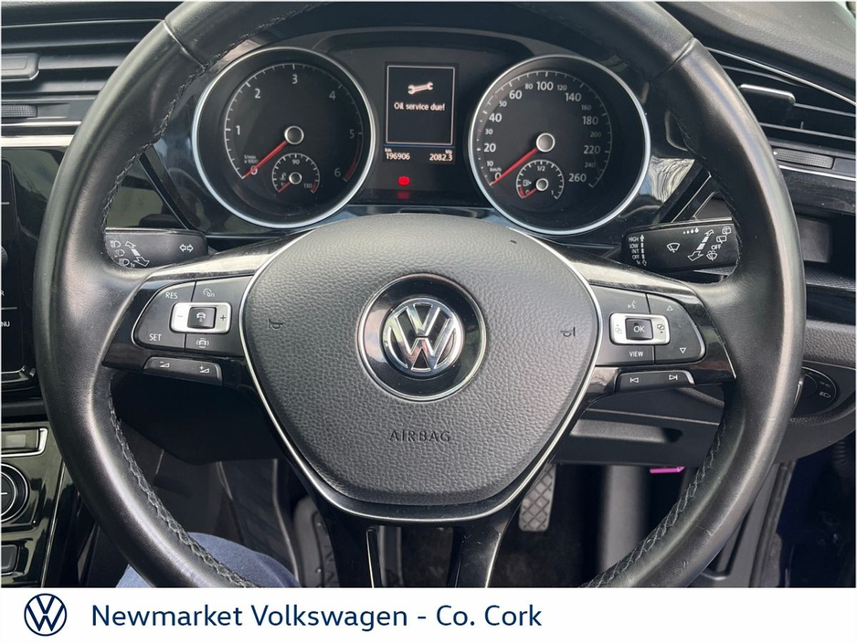 2019 Volkswagen Touran - image 22
