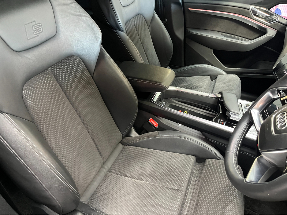 2021 Audi e-tron - image 14