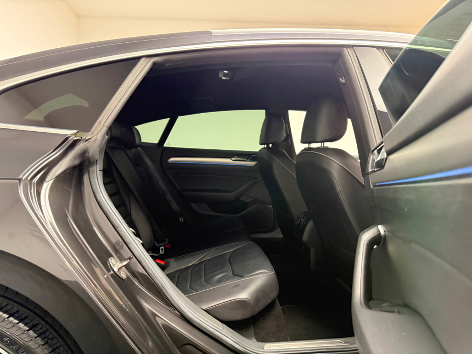 2020 Volkswagen Arteon - image 12