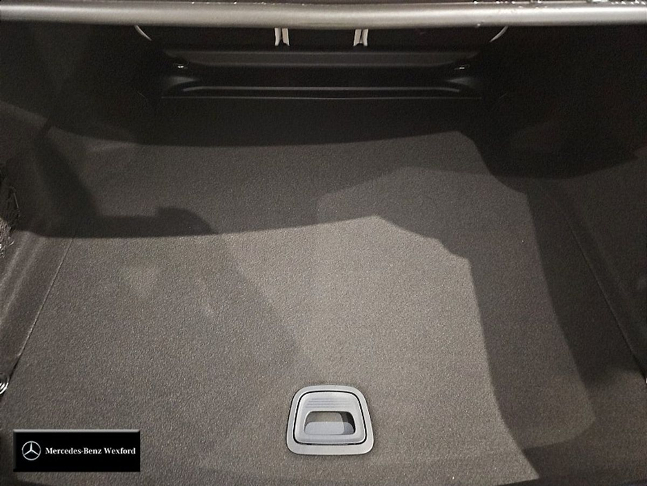 2026 Mercedes-Benz E Class E220D Avantgarde Plus with Upgraded Alloy €86,450