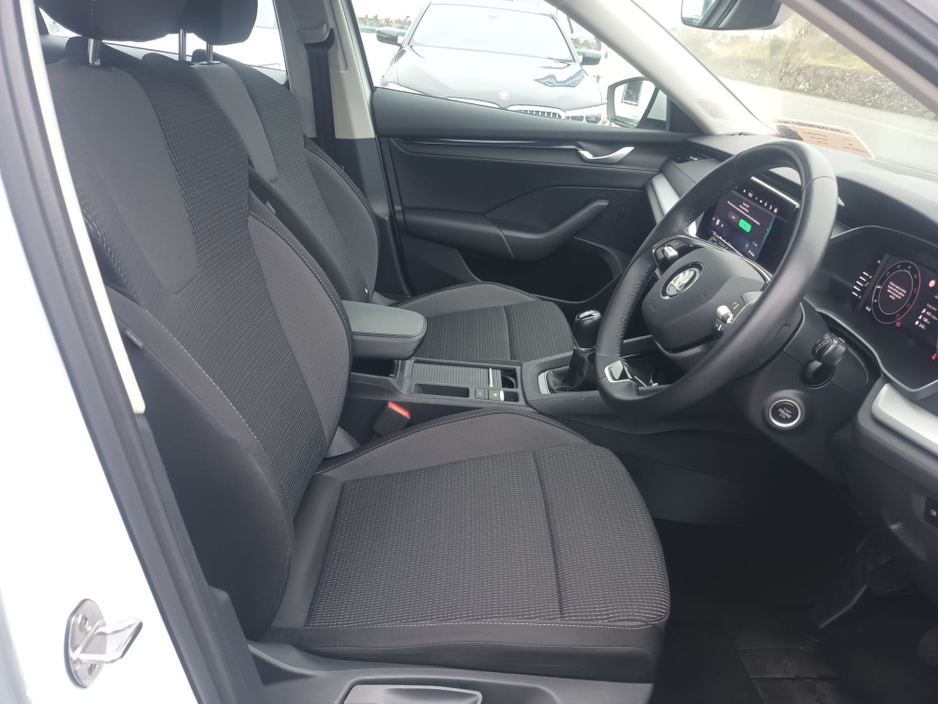 2024 Skoda Octavia - image 11