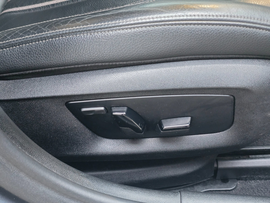 2018 BMW 5 Series 520d M Sport €27,950