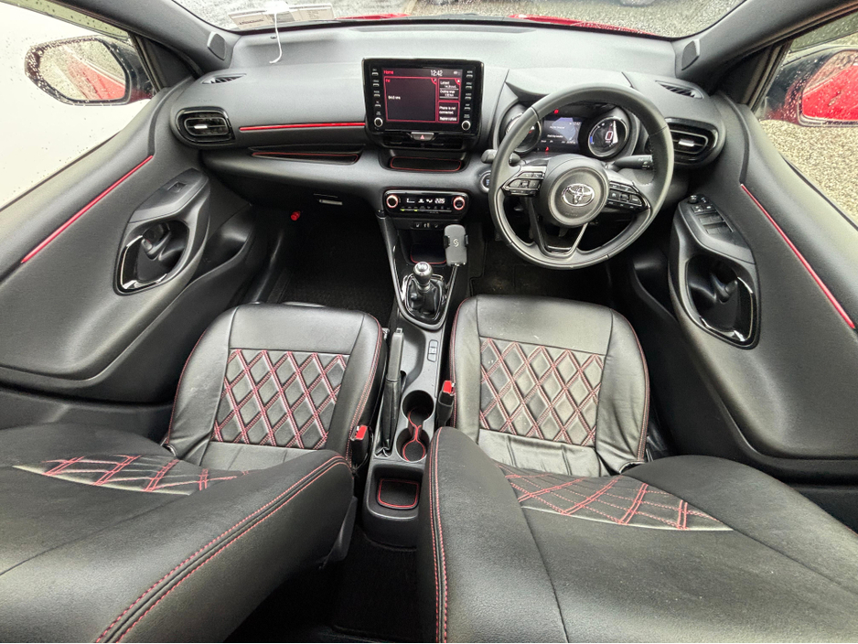 2021 Toyota Yaris TOYOTA YARIS €20,500