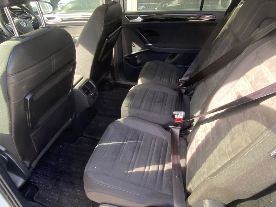 2017 Volkswagen Touran - image 17