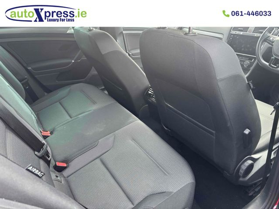 2019 Volkswagen Golf - image 16