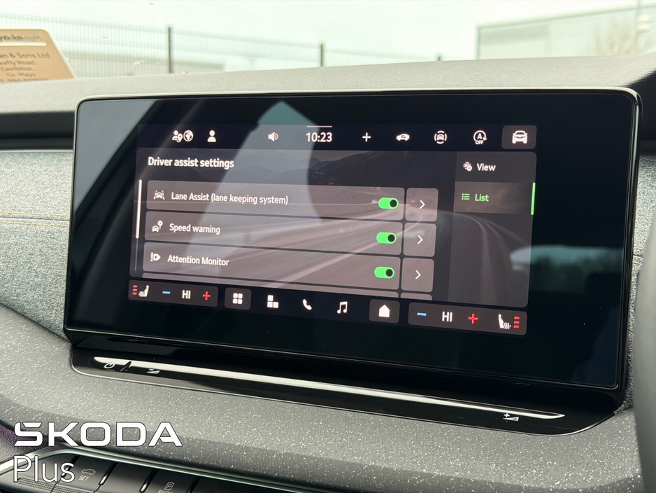 2025 Skoda Octavia - image 15