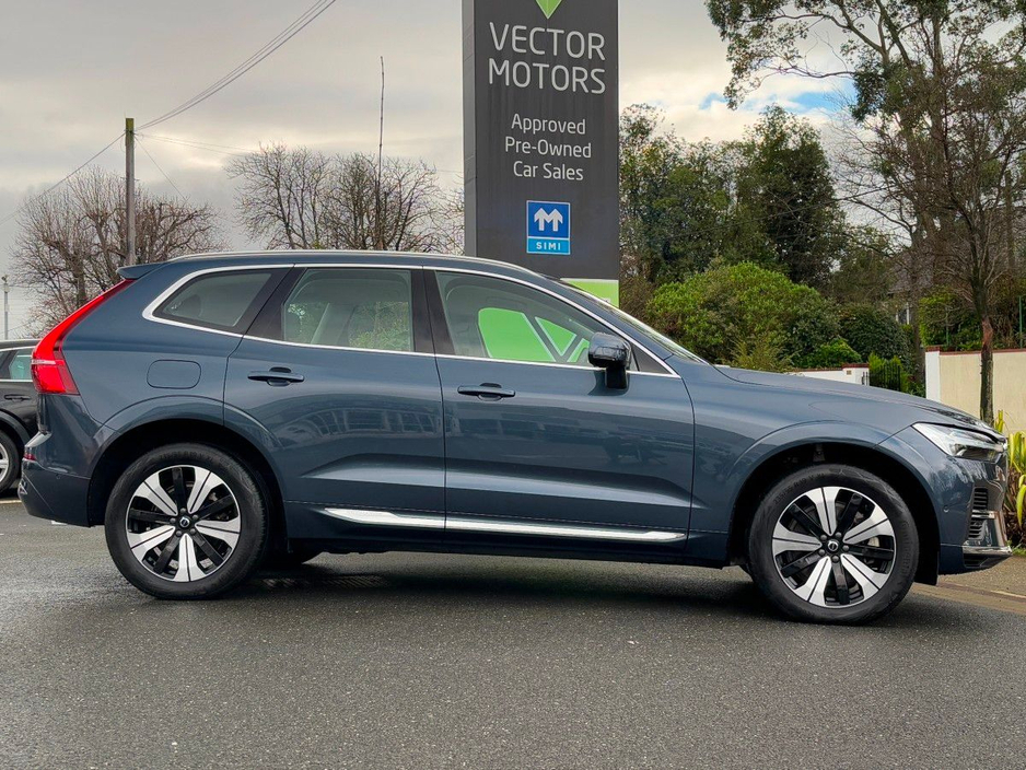 2023 Volvo XC60 BLONDE LEATHER PLUS BRIGHT T6 RECHARGE €45,995
