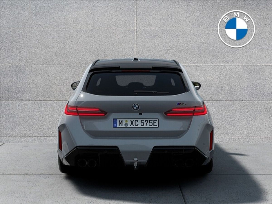 2026 BMW M5 Touring €164,061