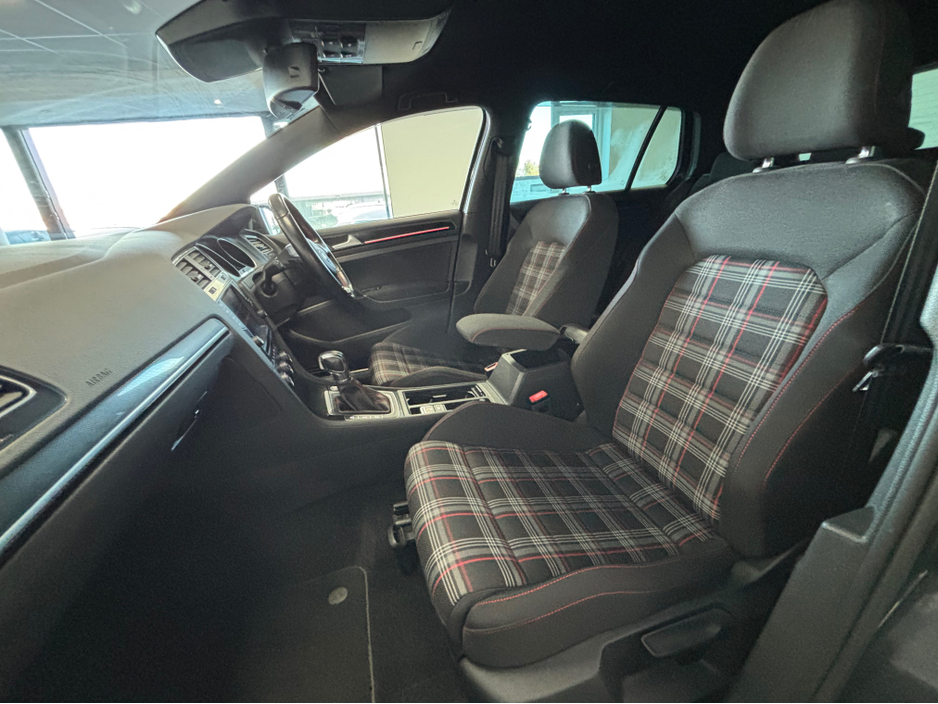 2015 Volkswagen Golf *VOLKSWAGEN GOLF GTI* *DSG AUTO* *REVERSE CAMERA* *KEYLESS ENTRY* *LOW MILEAGE* *BT AUDIO* *DRIVE MODES* *TRADE INS WELCOME* *FINANCE AVAILABLE* €18,950